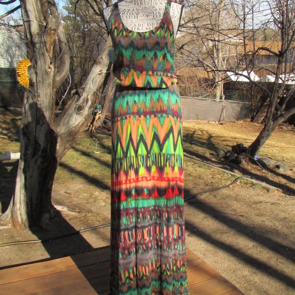 Ella Moss Dresses & Skirts - Ella Moss Multicolor Maxi Dress